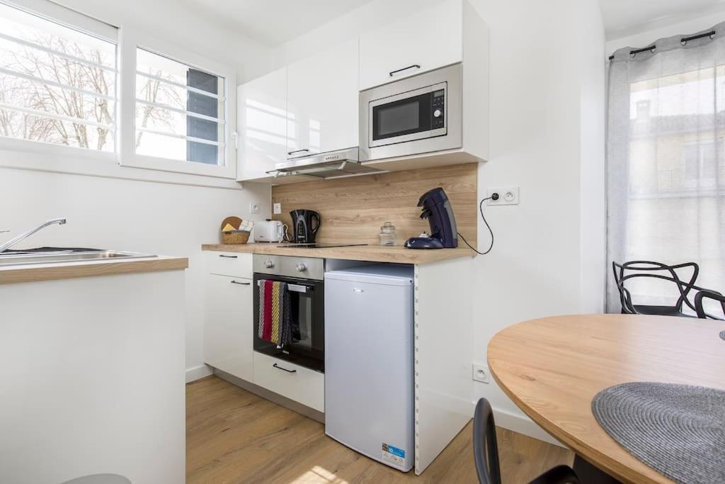 - 4 * Portet-sur-Garonne